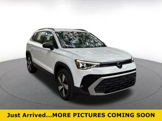 Used 2025 Volkswagen Taos S AWD/4WD video 1