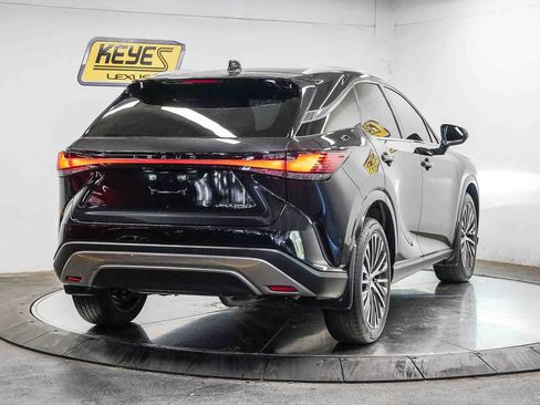 Used 2024 Lexus RX 350 Premium Plus w/ Convenience Package FWD image 4