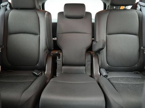 Used 2018 Honda Odyssey EX image 31