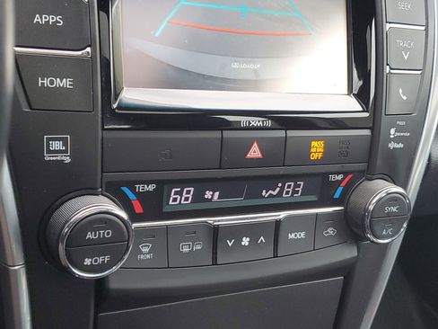 Used 2017 Toyota Camry XSE image 22