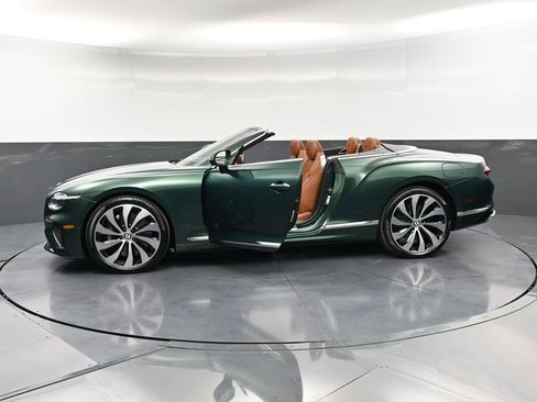 New 2026 Bentley Continental GTC AWD/4WD image 37