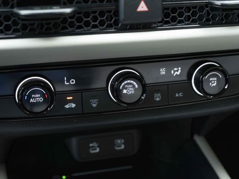 Used 2026 Honda HR-V LX image 33