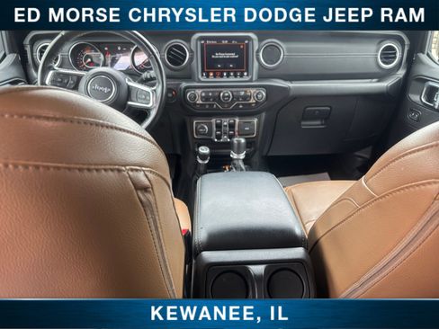 Used 2022 Jeep Wrangler Unlimited Sahara w/ LED Lighting Group AWD/4WD image 10