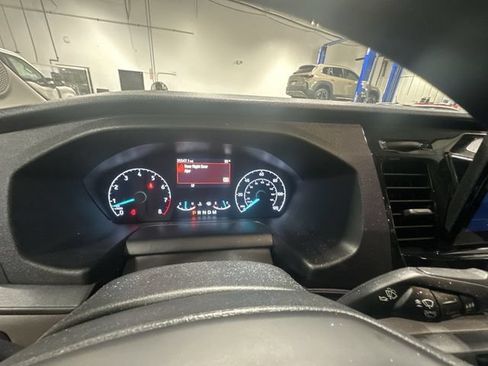 Used 2025 Ford Transit 350 XLT RWD image 14