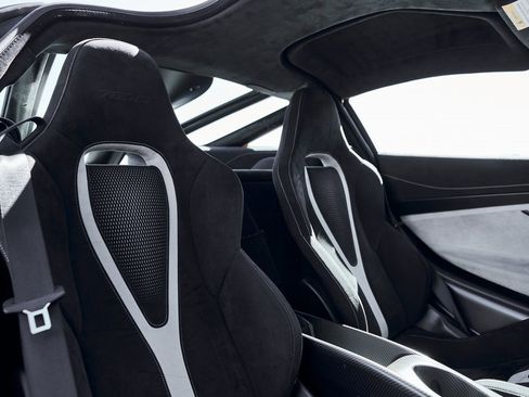 Used 2021 McLaren 765LT image 40