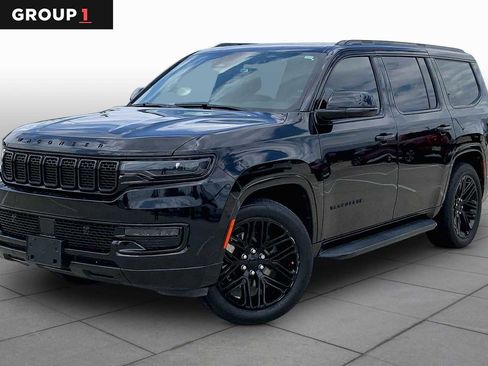 Used 2023 Jeep Wagoneer Series II RWD image 1
