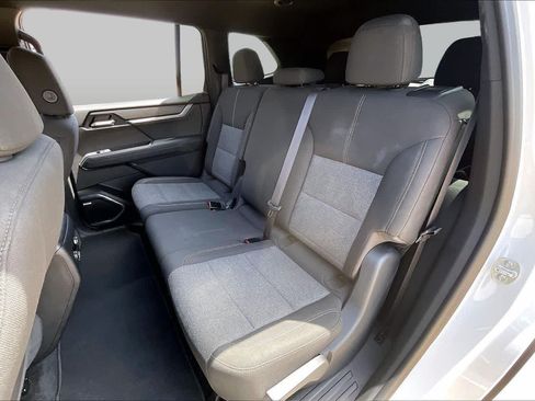 Used 2025 GMC Acadia Elevation FWD image 20