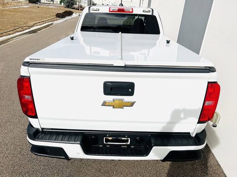 Used 2020 Chevrolet Colorado LT w/ Safety Package image 22