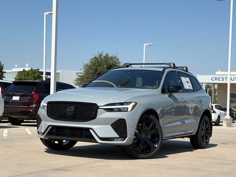 New 2026 Volvo XC60 B5 Ultra w/ Protection Package Premier image 2