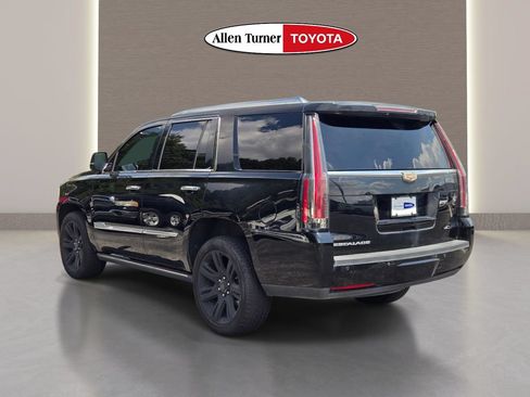 Used 2016 Cadillac Escalade Premium RWD image 11