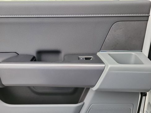 New 2026 Ford F150 XLT w/ Equipment Group 302A MID image 14