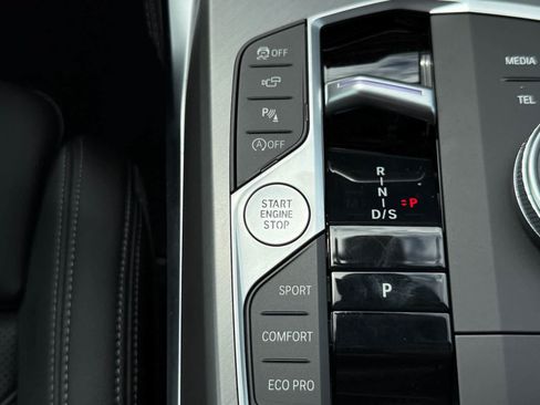 New 2025 BMW 230i Coupe w/ M Sport Package RWD image 21