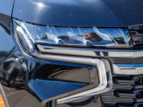 Used 2021 Chevrolet Tahoe Z71 AWD/4WD image 7