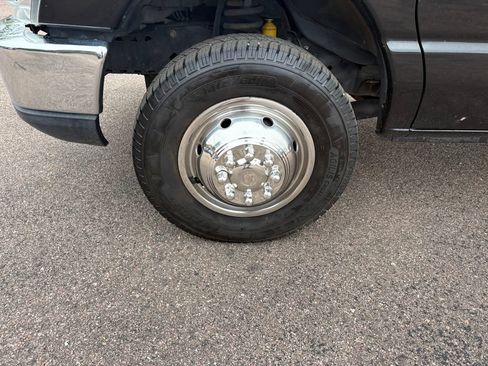 Used 2016 Ford E-450 and Econoline 450 Super Duty RWD image 10