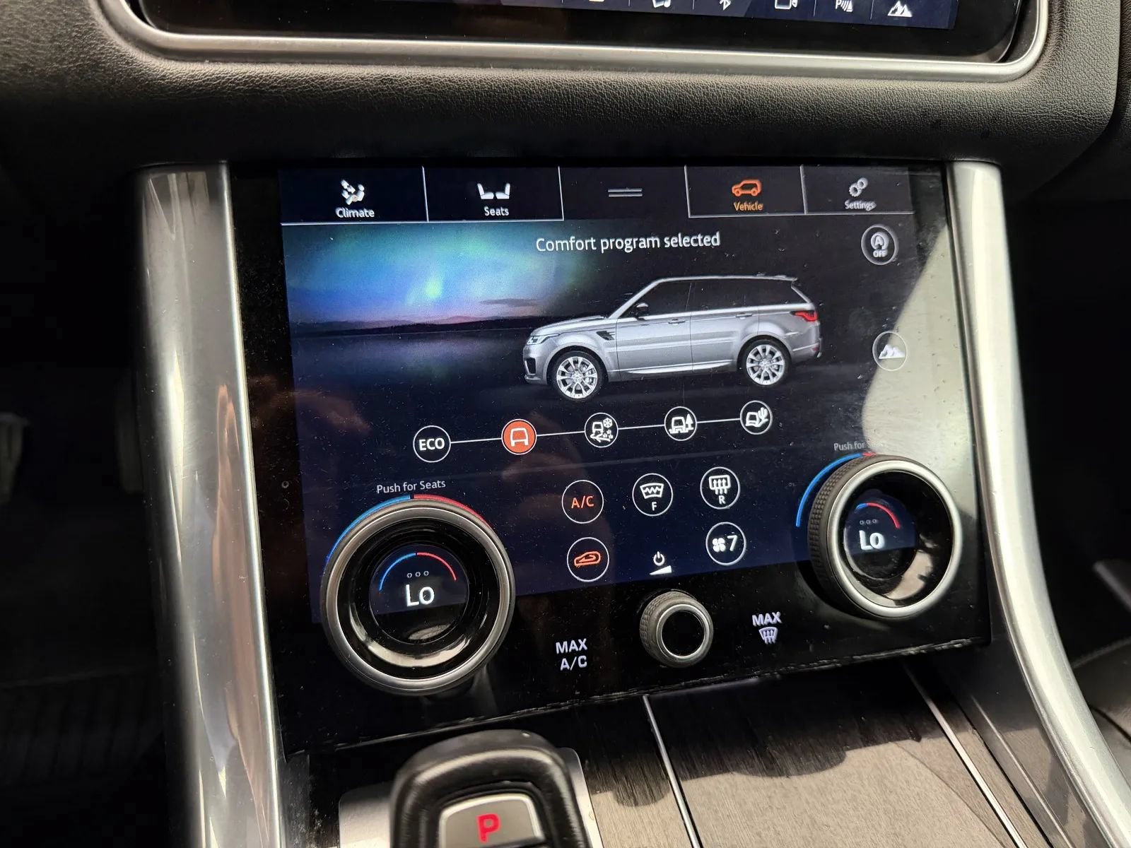 Used 2019 Land Rover Range Rover Sport HSE AWD/4WD image 29