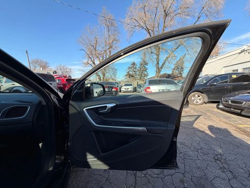 Used 2013 Volvo S60 T6 image 22