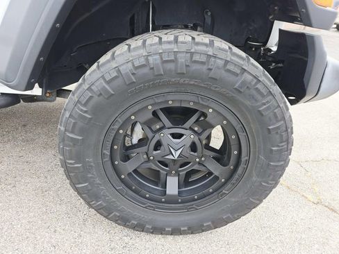 Used 2018 Jeep Wrangler Unlimited Sport image 18