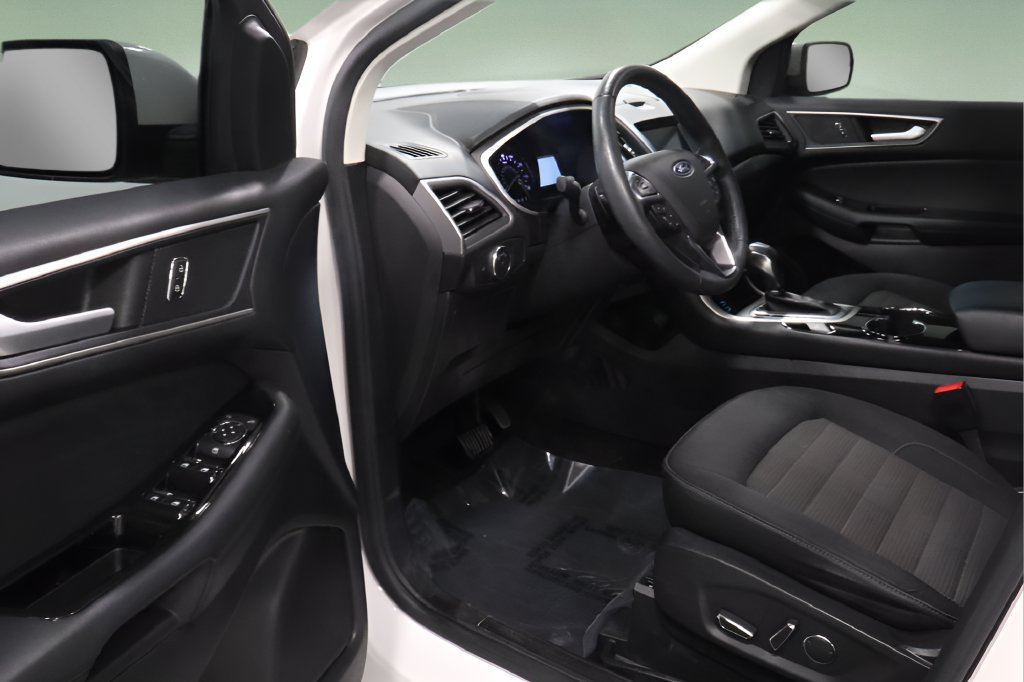 Used 2018 Ford Edge SEL w/ Equipment Group 201A AWD/4WD image 10