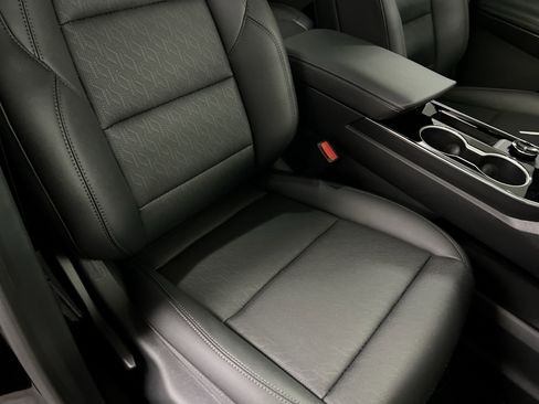 New 2026 Chevrolet Equinox LT w/ Convenience Package II image 63