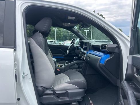 Used 2024 Toyota Tacoma TRD Off-Road AWD/4WD image 16