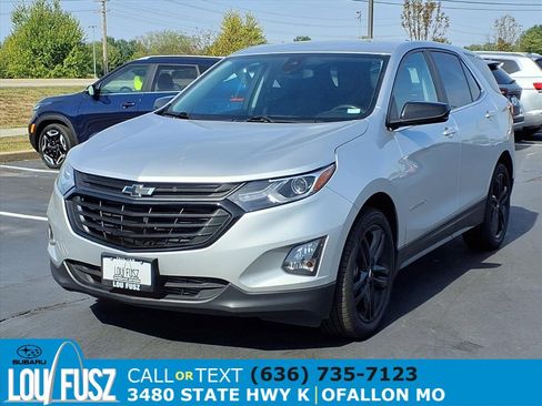 Used 2021 Chevrolet Equinox LT image 2