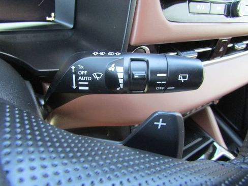Used 2025 Mitsubishi Outlander SEL AWD/4WD image 33