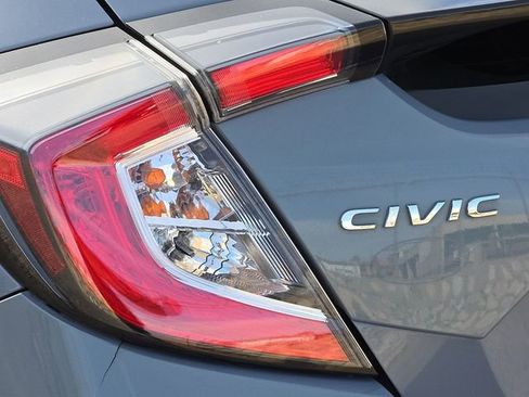Used 2021 Honda Civic EX image 9