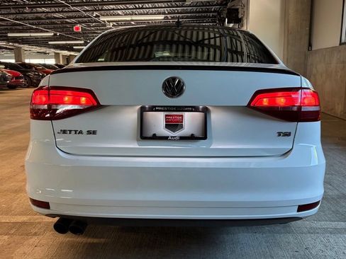 Used 2018 Volkswagen Jetta Sport FWD image 7