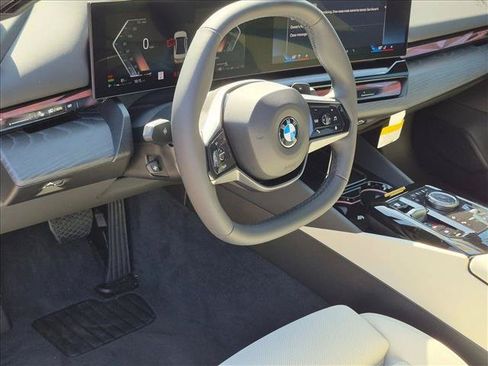 New 2027 BMW 530i w/ Premium Package RWD image 3