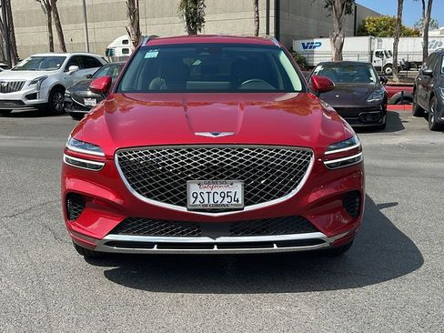 Used 2025 Genesis GV70 2.5T image 3