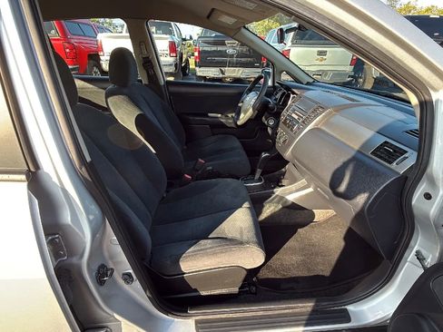 Used 2010 Nissan Versa 1.8 S w/ PWR Plus Pkg image 17
