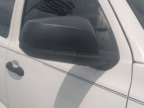 Used 2019 Toyota Tacoma SR RWD image 12