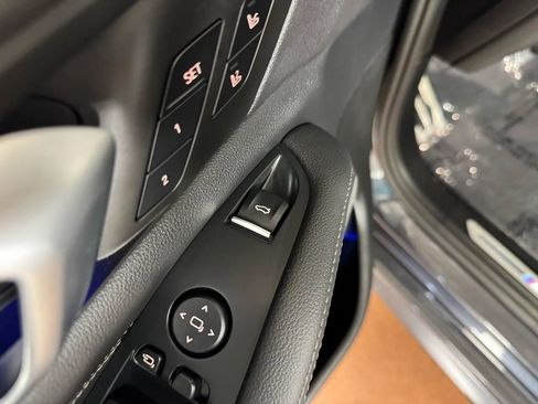 Used 2021 BMW X5 M50i AWD/4WD image 19