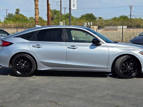 Used 2025 Honda Civic Sport image 3