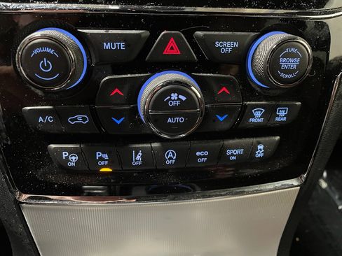 Used 2020 Jeep Grand Cherokee Summit image 21