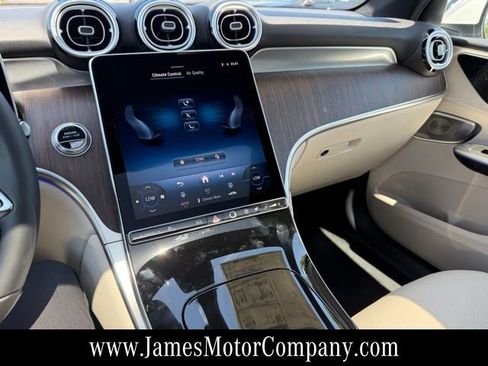 New 2026 Mercedes-Benz GLC 300 4MATIC image 22