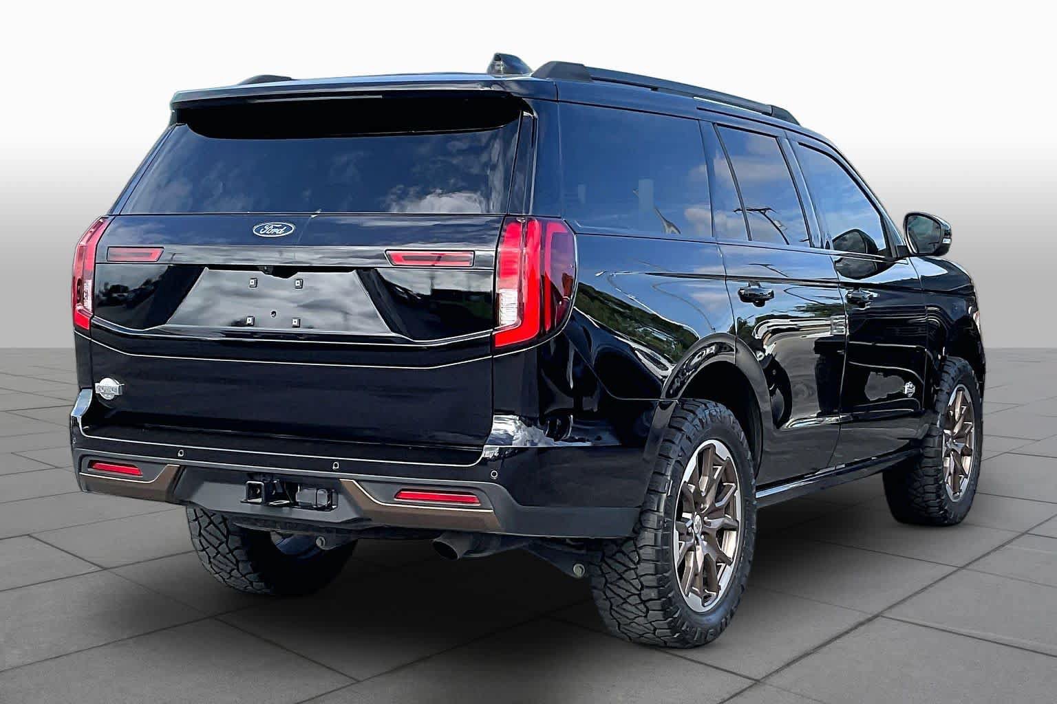 Used 2026 Ford Expedition King Ranch AWD/4WD image 13