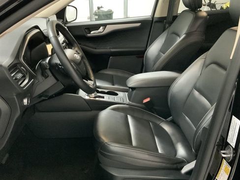 Used 2020 Ford Escape SEL image 15