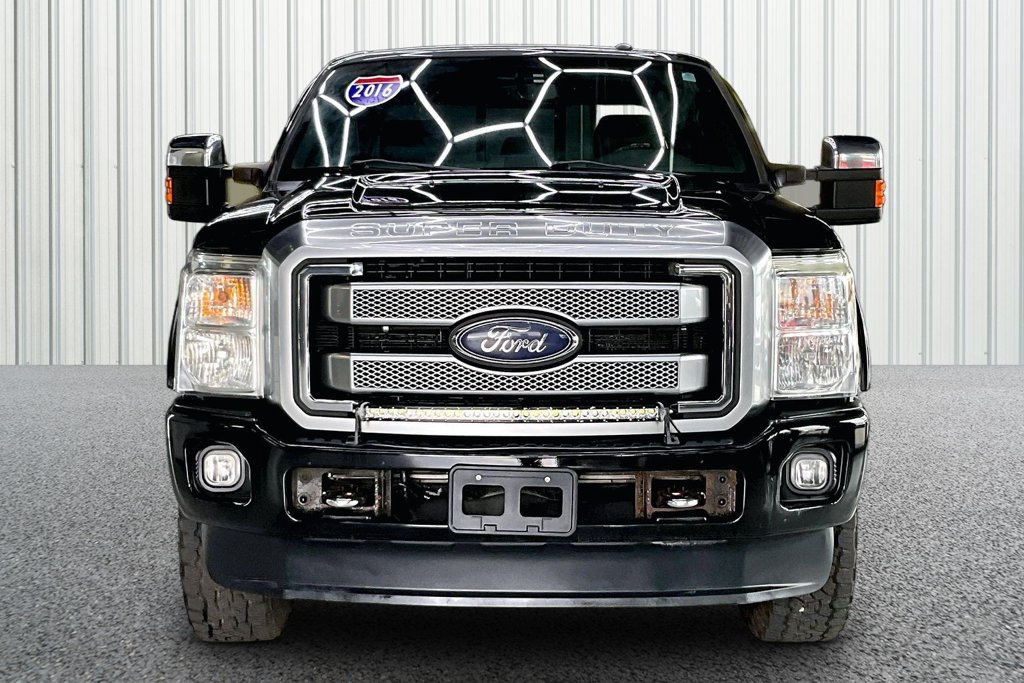 Used 2016 Ford F350 Platinum w/ Platinum Package AWD/4WD image 2