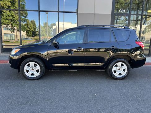 Used 2011 Toyota RAV4 2WD w/ Base L4 Extra Value Pkg image 6