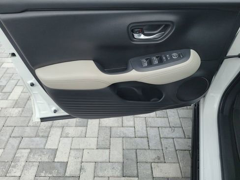 Used 2025 Honda HR-V EX-L image 22