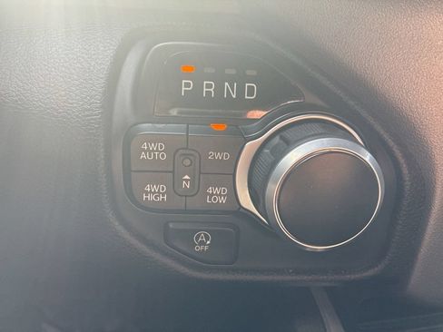 Used 2022 RAM 1500 Big Horn AWD/4WD image 30