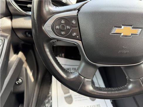 Used 2020 Chevrolet Traverse Premier FWD image 41