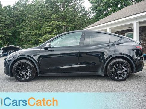 Used 2021 Tesla Model Y Long Range AWD/4WD image 8