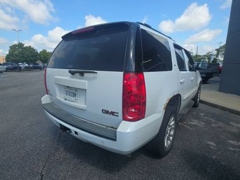 Used 2009 GMC Yukon SLT AWD/4WD image 5