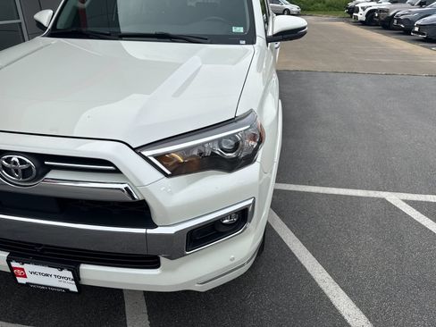 Used 2023 Toyota 4Runner Limited AWD/4WD image 29