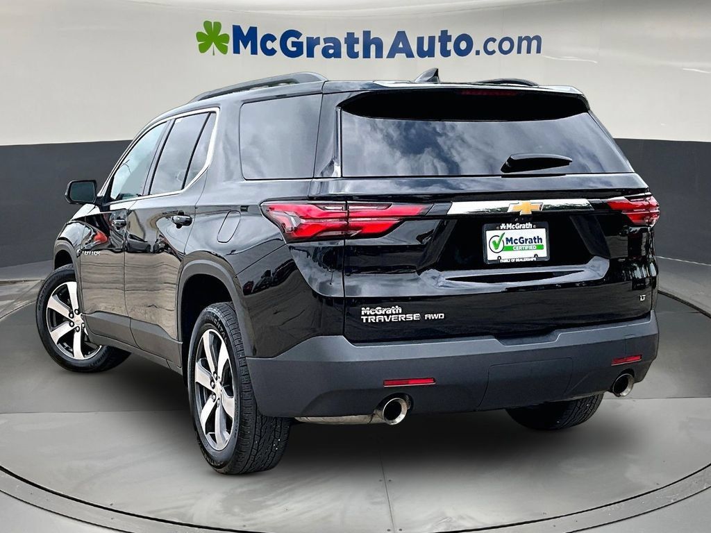 Used 2023 Chevrolet Traverse LT w/ LT Premium Package AWD/4WD image 5