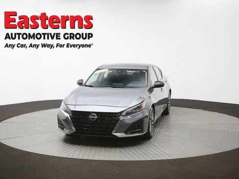Used 2024 Nissan Altima 2.5 SV FWD image 53