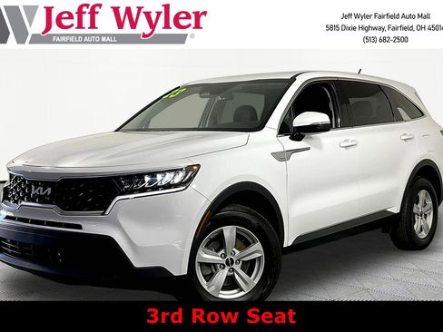 Used 2023 Kia Sorento LX AWD/4WD image 1