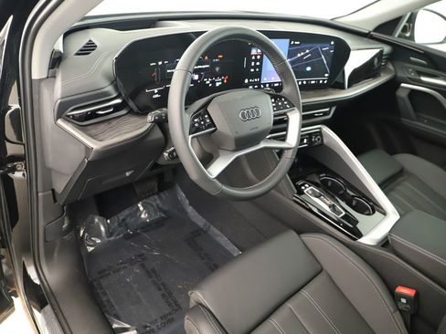 New 2025 Audi Q5 Premium Plus image 15